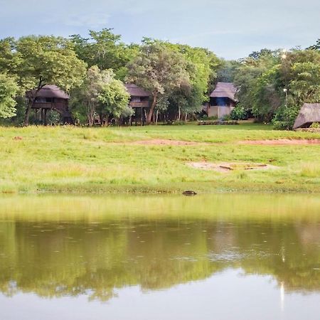 Ivory Lodge Hwange National Park Exterior photo