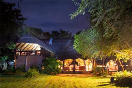 Ivory Lodge Hwange National Park Exterior photo